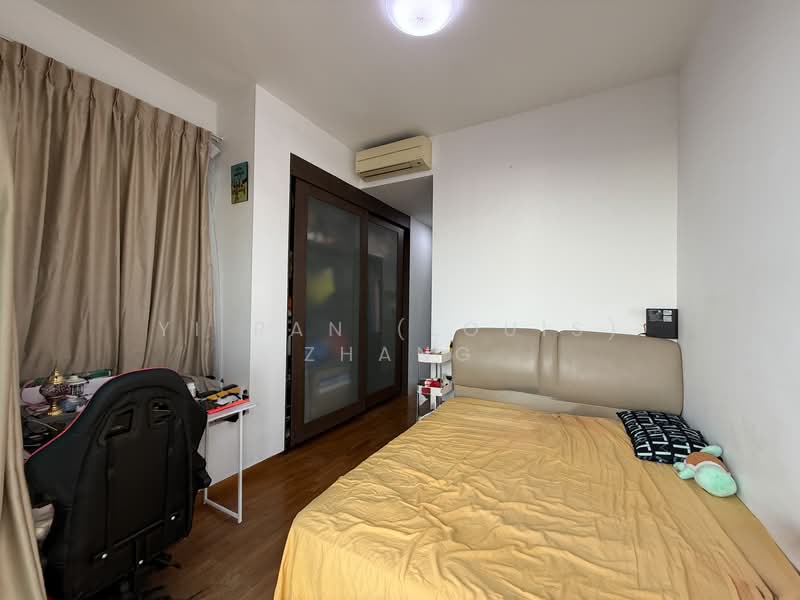 Moda, 42 East Coast Road, Room Rental, 220 sqft, Condominium For Rent, by Yi Ran (Louis) Zhang, 500135620 - Bedroom - PropertyGuru.com.sg