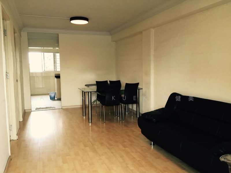 72 Geylang Bahru, 72 Geylang Bahru, 2 Bedrooms, 645 sqft, HDB Flat For Rent, by Sabrina Kuek 郭健美, 500135624 - Living Room - PropertyGuru.com.sg