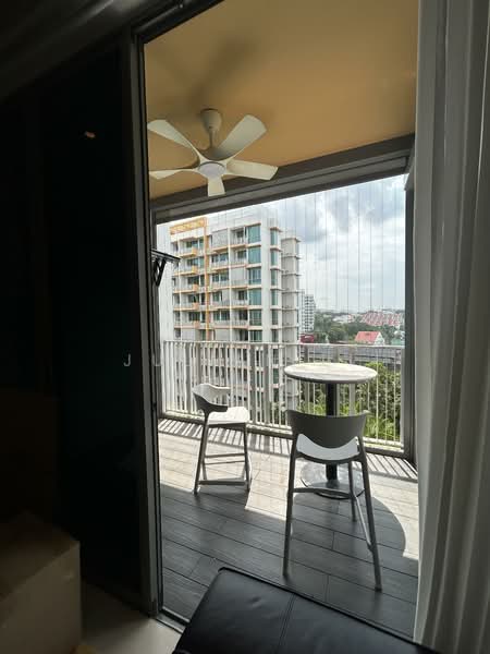 The Glades, 12 Bedok Rise, 2 Bedrooms, 721 sqft, Condominium For Rent, by Julian Li, 500135630 - Balcony - PropertyGuru.com.sg