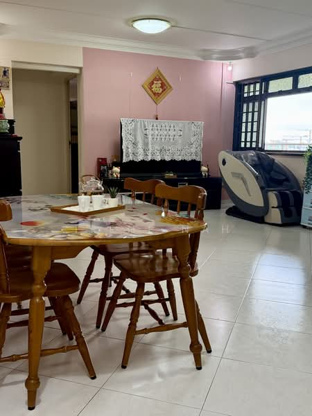 7 Pine Close, 7 Pine Close, 3 Bedrooms, 1,033 sqft, HDB Flat For Sale, by Irene Nah, 500135637 - Dining area - PropertyGuru.com.sg