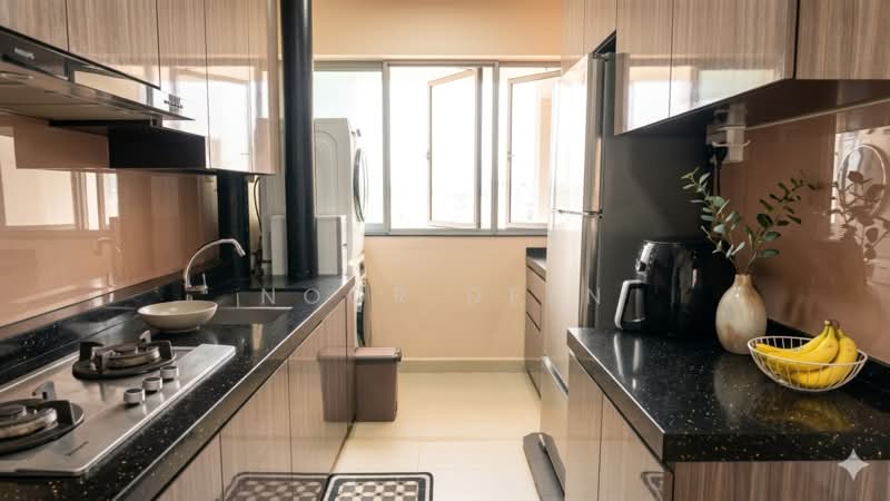 30 Margaret Drive, 30 Margaret Drive, 2 Bedrooms, 668 sqft, HDB Flat For Sale, by Noor Deen, 500135672 - Kitchen - PropertyGuru.com.sg