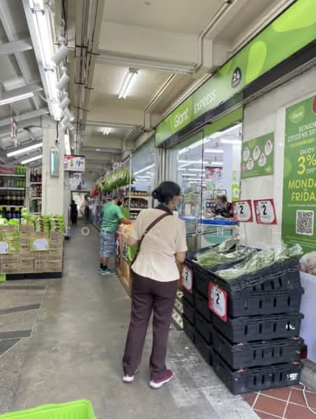 5 Telok Blangah Crescent, 5 Telok Blangah Crescent, 2 Bedrooms, 710 sqft, HDB Flat For Sale, by Joyce Tong, 500135679 - Giant Supermarket  - PropertyGuru.com.sg