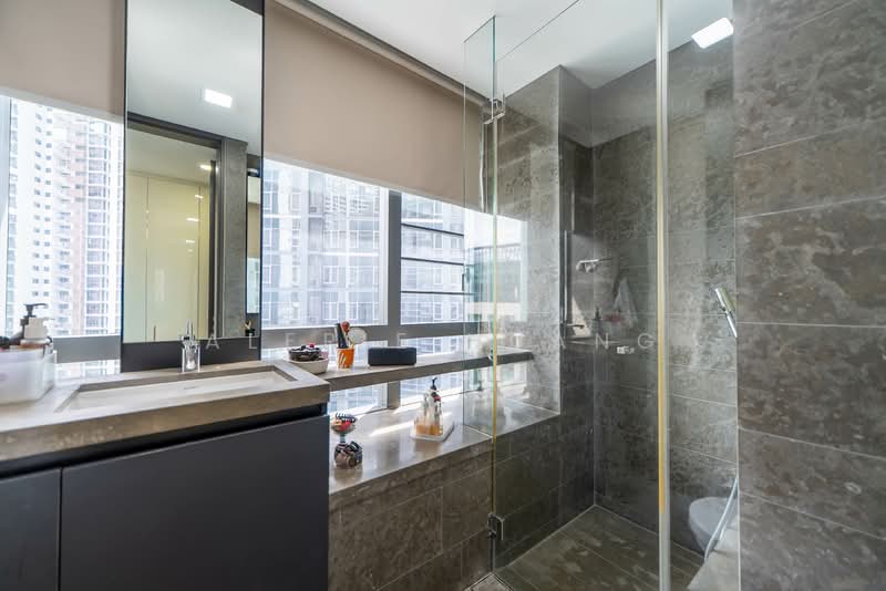 Skysuites @ Anson, 8 Enggor Street, 2 Bedrooms, 700 sqft, Condominium For Sale, by Alerie Huang, 500135685 - Bathroom - PropertyGuru.com.sg