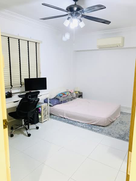 510 Serangoon North Avenue 4, 510 Serangoon North Avenue 4, 3 Bedrooms, 1,313 sqft, HDB Flat For Sale, by Claris Hoo Ziyi, 500135690 - Bedroom - PropertyGuru.com.sg