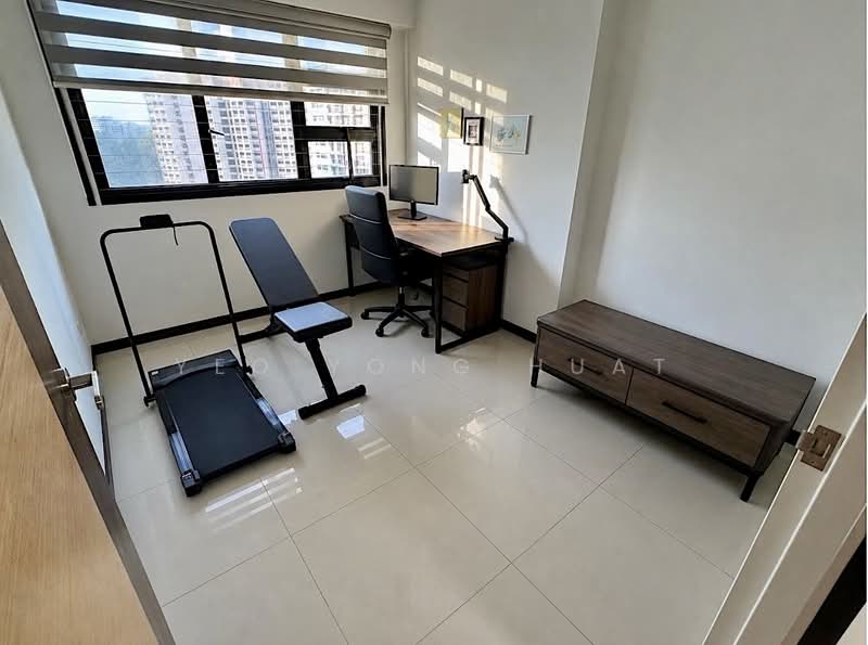 998A Buangkok Crescent, 998A Buangkok Crescent, 3 Bedrooms, 1,012 sqft, HDB Flat For Sale, by YEO Yong Huat, 500135696 - Study - PropertyGuru.com.sg