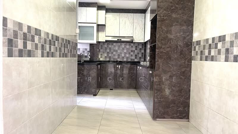 411 Choa Chu Kang Avenue 3, 411 Choa Chu Kang Avenue 3, 3 Bedrooms, 1,205 sqft, HDB Flat For Sale, by Patrick Chee, 500135720 - Kitchen - PropertyGuru.com.sg