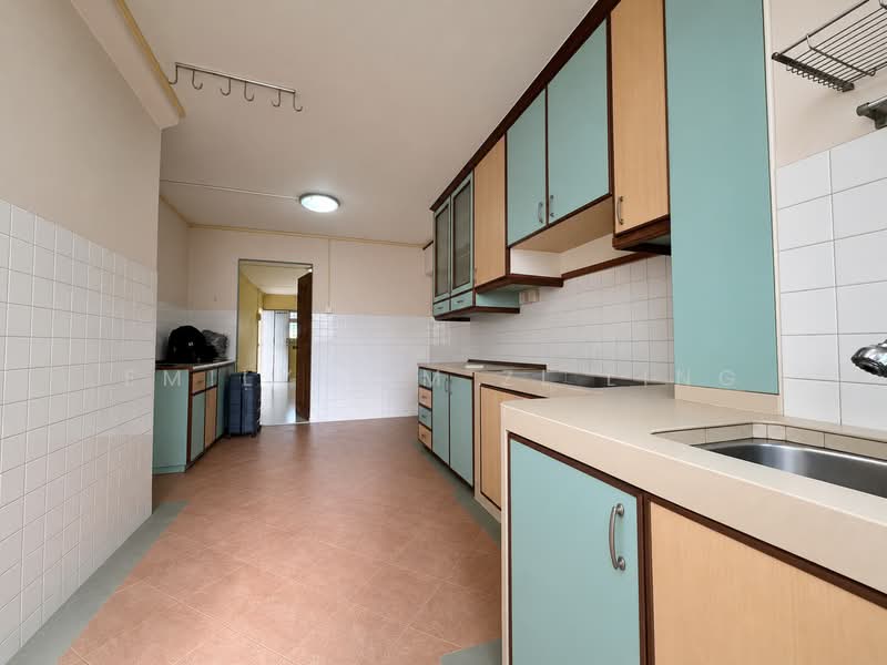 630 Yishun Street 61, 630 Yishun Street 61, 2 Bedrooms, 785 sqft, HDB Flat For Sale, by Emily Lim Zi Ling, 500135721 - Kitchen - PropertyGuru.com.sg