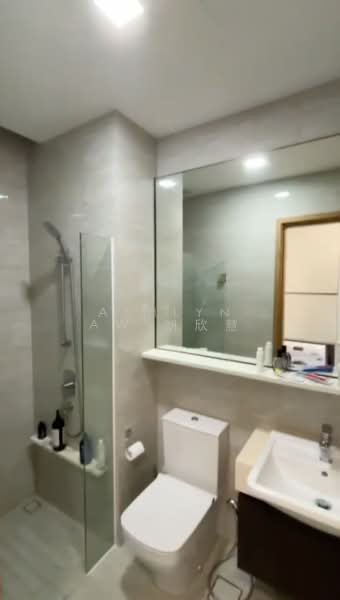 City Gate, 371 Beach Road, Studio, 250 sqft, Apartment For Rent, by Ashlyn Aw 胡欣慧, 500135723 - Bathroom - PropertyGuru.com.sg