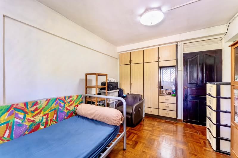 407 Pandan Gardens, 407 Pandan Gardens, 3 Bedrooms, 1,119 sqft, HDB Flat For Sale, by Farah Zack, 500135740 - Bedroom - PropertyGuru.com.sg
