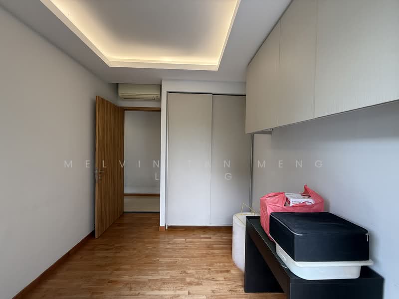 FLO Residence, Punggol Field Walk, 4 Bedrooms, 1,227 sqft, Condominium For Sale, by Melvin Tan Meng Liang, 500135741 - Bedroom - PropertyGuru.com.sg