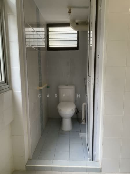 175 Boon Lay Drive, 175 Boon Lay Drive, 2 Bedrooms, 635 sqft, HDB Flat For Sale, by Gary Ng, 500135744 - Bathroom - PropertyGuru.com.sg