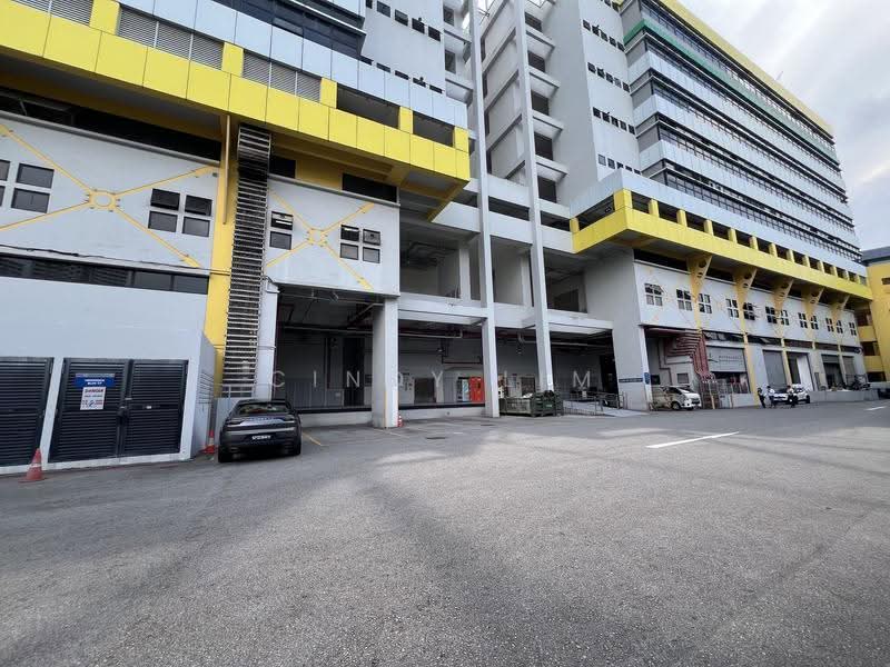 Henderson Building, 221 Henderson Road, Alexandra / Commonwealth, 1,238 sqft, Light Industrial (B1) For Rent, by Cindy Lim, 500135751 - Exterior - CommercialGuru.com.sg