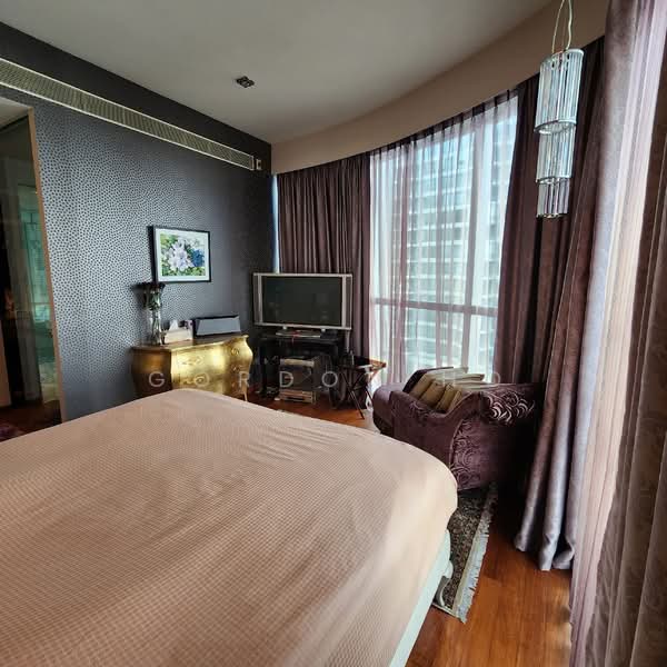 The Promont, 63 Cairnhill Circle, 3 Bedrooms, 2,012 sqft, Condominium For Sale, by Gordon Ho, 500135764 - Bedroom - PropertyGuru.com.sg
