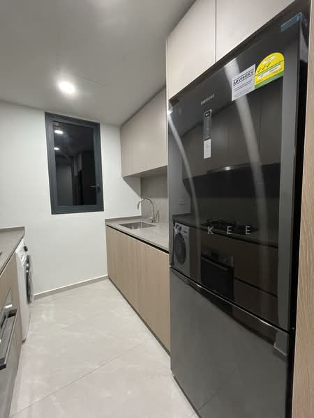 KI Residences At Brookvale, 2 Brookvale Drive, Room Rental, 120 sqft, Condominium For Rent, by Toh May Kee, 500135765 - Kitchen - PropertyGuru.com.sg