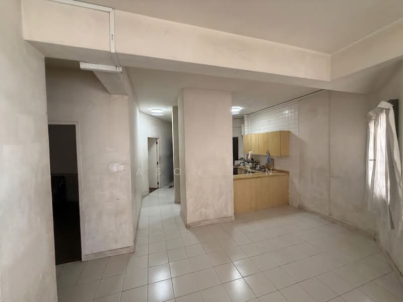 Bayshore Park, 50 Bayshore Road, 3 Bedrooms, 1,173 sqft, Condominium For Sale, by Jason Tan, 500135781 - Kitchen - PropertyGuru.com.sg