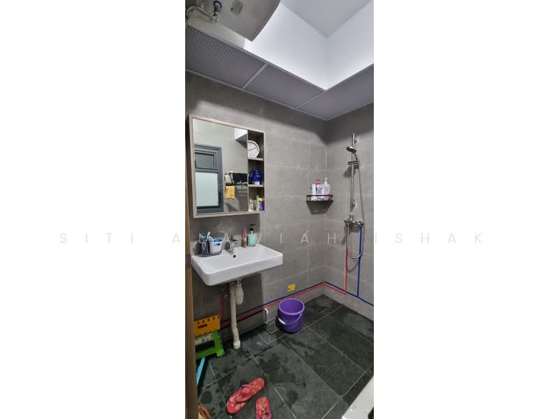 376A Canberra Drive, 376A Canberra Drive, Room Rental, 150 sqft, HDB Flat For Rent, by Siti Alawiah Ishak, 500135786 - Bathroom - PropertyGuru.com.sg