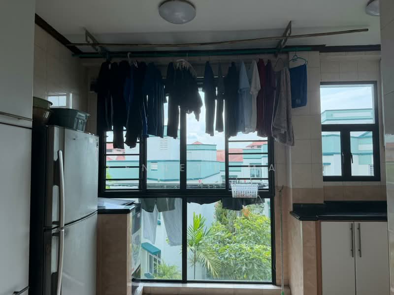 Mendon Spring, 198 Pasir Panjang Road, 3 Bedrooms, 1,055 sqft, Condominium For Rent, by Kenneth Ma, 500135791 - PropertyGuru.com.sg