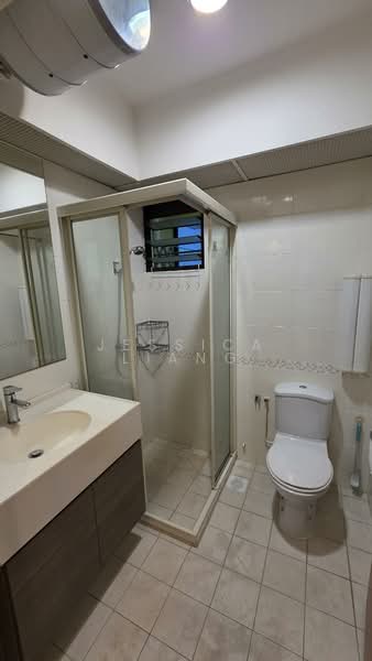 441D Fernvale Road, 441D Fernvale Road, 3 Bedrooms, 1,001 sqft, HDB Flat For Rent, by Jessica Liang, 500135794 - Bathroom - PropertyGuru.com.sg