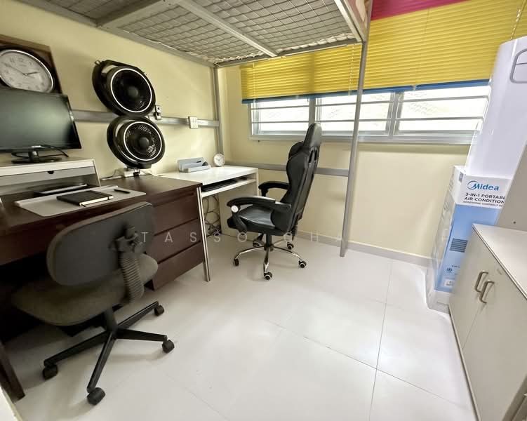 207B Punggol Place, 207B Punggol Place, 3 Bedrooms, 1,206 sqft, HDB Flat For Sale, by Tasso Chan, 500135798 - Bedroom - PropertyGuru.com.sg