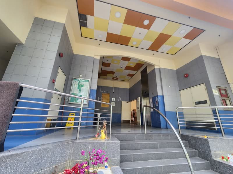Henderson Industrial Park, 205 Henderson Road, 10,925 sqft, Light Industrial (B1) For Sale, by Sophia Lim, 500135812 - Entrance - CommercialGuru.com.sg