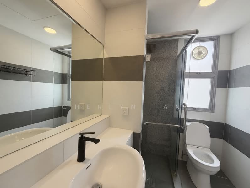 The Alcove, 10 Lorong 27 Geylang Singapore, 3 Bedrooms, 1,378 sqft, Condominium For Sale, by Cherlyn Tan, 500135814 - Bathroom - PropertyGuru.com.sg