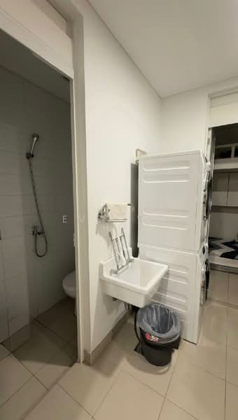 St. Regis Residences Singapore, 31 Tanglin Road, 4 Bedrooms, 3,756 sqft, Apartment For Rent, by Evelina Hu, 500135815 - Bathroom - PropertyGuru.com.sg
