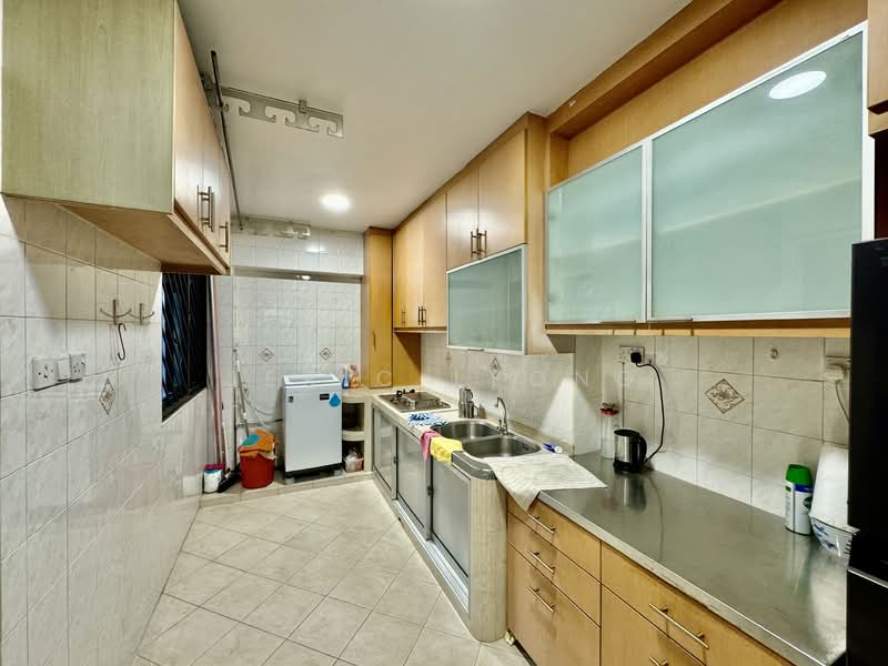 18 Cantonment Close, 18 Cantonment Close, 3 Bedrooms, 969 sqft, HDB Flat For Rent, by Jeric Leong, 500135819 - Kitchen - PropertyGuru.com.sg
