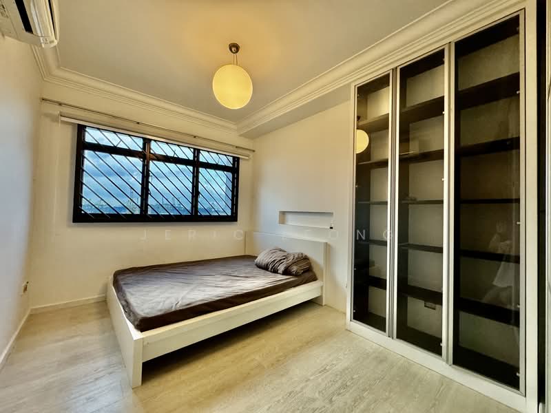 18 Cantonment Close, 18 Cantonment Close, 3 Bedrooms, 969 sqft, HDB Flat For Rent, by Jeric Leong, 500135819 - Bedroom - PropertyGuru.com.sg