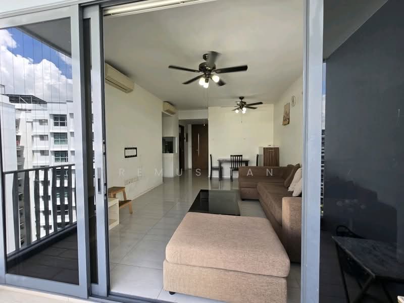 Parc Centros, , 3 Bedrooms, 990 sqft, Condominium For Rent, by Remus Tan, 500135828 - PropertyGuru.com.sg
