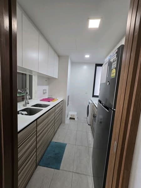 Parc Centros, , 3 Bedrooms, 990 sqft, Condominium For Rent, by Remus Tan, 500135828 - PropertyGuru.com.sg