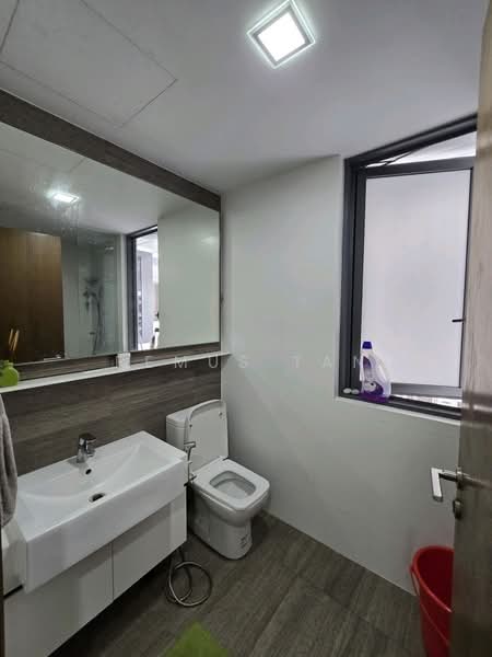 Parc Centros, , 3 Bedrooms, 990 sqft, Condominium For Rent, by Remus Tan, 500135828 - PropertyGuru.com.sg