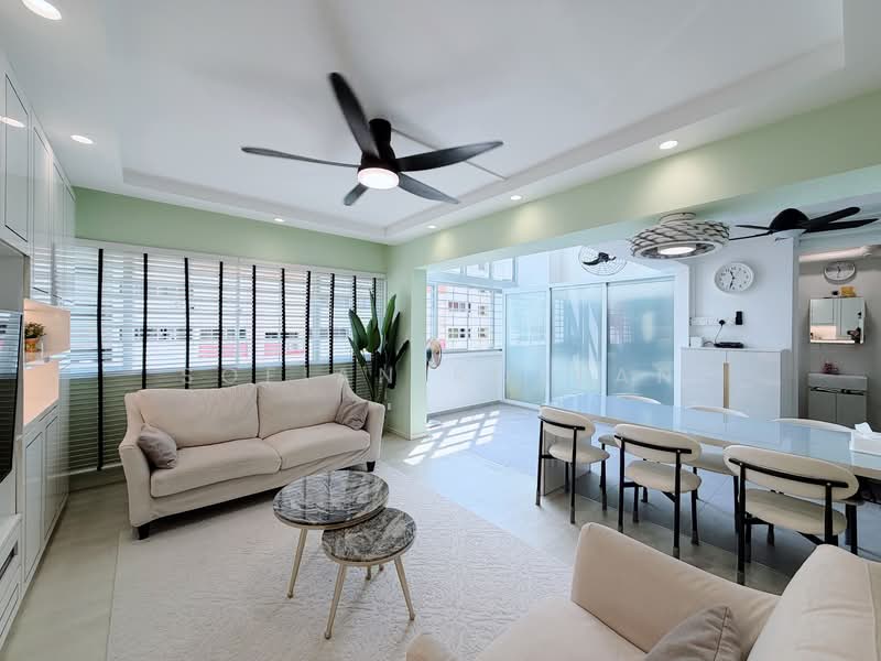 359 Yishun Ring Road, 359 Yishun Ring Road, 4 Bedrooms, 1,572 sqft, HDB Flat For Sale, by Sofian Roslan, 500135832 - Living Room - PropertyGuru.com.sg