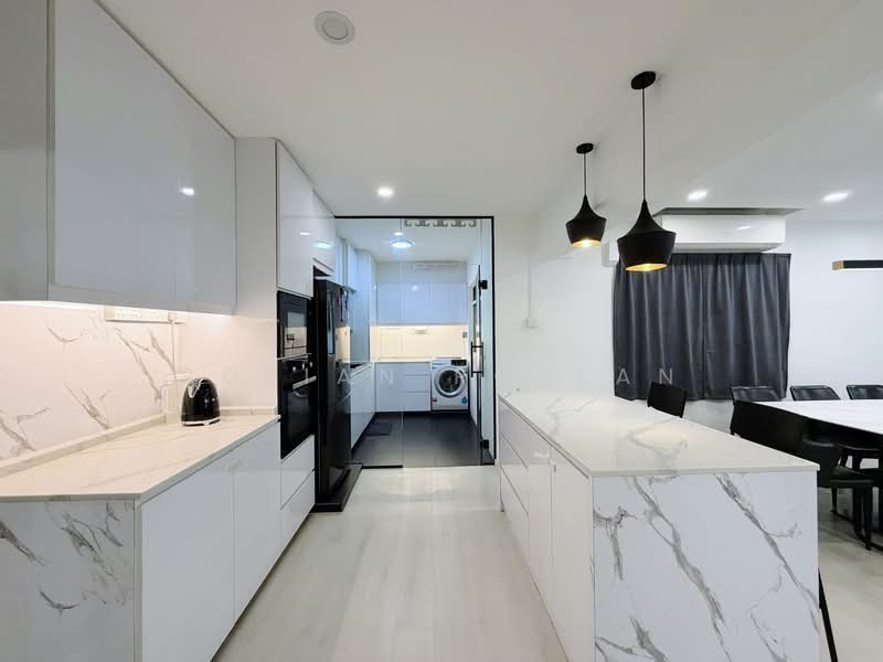 118 Edgefield Plains, 118 Edgefield Plains, 3 Bedrooms, 1,206 sqft, HDB Flat For Sale, by Sofian Roslan, 500135842 - Kitchen - PropertyGuru.com.sg
