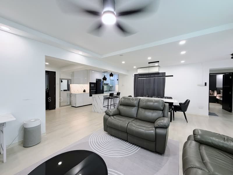 118 Edgefield Plains, 118 Edgefield Plains, 3 Bedrooms, 1,206 sqft, HDB Flat For Sale, by Sofian Roslan, 500135842 - Living Room - PropertyGuru.com.sg