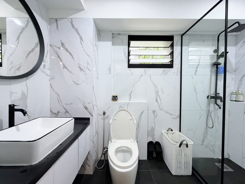 118 Edgefield Plains, 118 Edgefield Plains, 3 Bedrooms, 1,206 sqft, HDB Flat For Sale, by Sofian Roslan, 500135842 - Bathroom - PropertyGuru.com.sg
