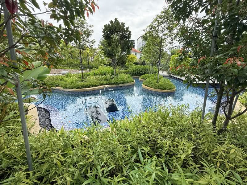 AMO Residence, 21 Ang Mo Kio Rise, 2 Bedrooms, 678 sqft, Condominium For Sale, by CeLia Nunes, 500135844 - Pool - PropertyGuru.com.sg