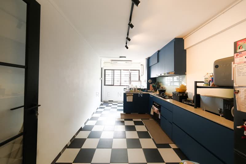 511 Ang Mo Kio Avenue 8, 511 Ang Mo Kio Avenue 8, 3 Bedrooms, 990 sqft, HDB Flat For Sale, by Karen Neo, 500135854 - Kitchen - PropertyGuru.com.sg