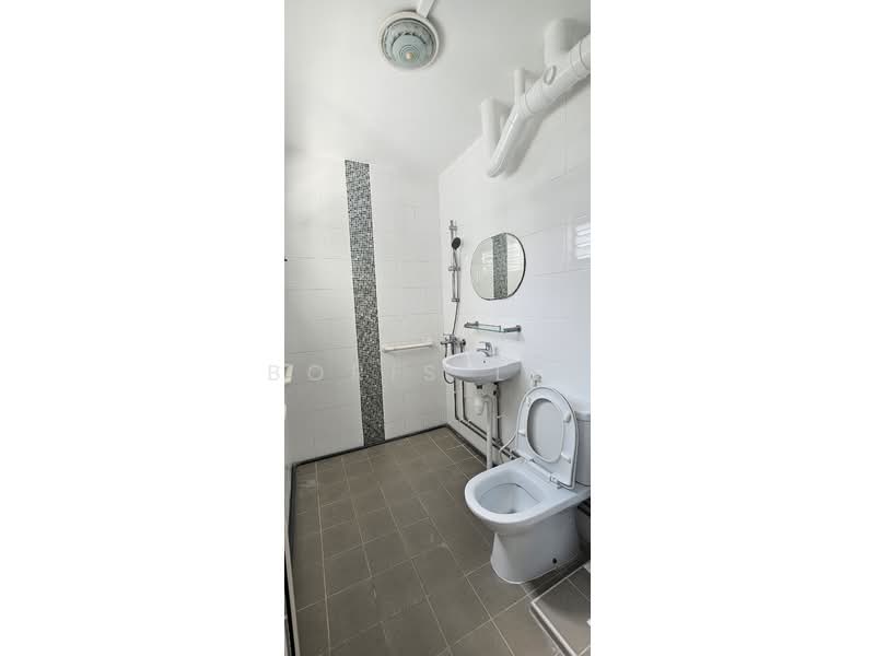 315 Ubi Avenue 1, 315 Ubi Avenue 1, 3 Bedrooms, 1,119 sqft, HDB Flat For Rent, by Boris Lee, 500135860 - Bathroom - PropertyGuru.com.sg