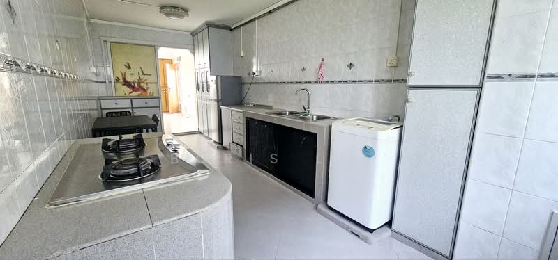 315 Ubi Avenue 1, 315 Ubi Avenue 1, 3 Bedrooms, 1,119 sqft, HDB Flat For Rent, by Boris Lee, 500135860 - Kitchen - PropertyGuru.com.sg