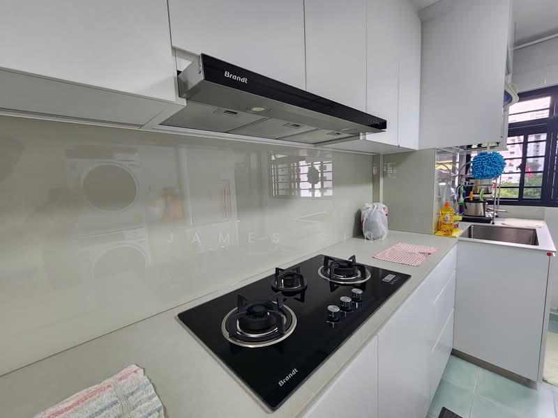411 Commonwealth Avenue West, 411 Commonwealth Avenue West, 3 Bedrooms, 1,055 sqft, HDB Flat For Sale, by James Sin, 500135871 - Kitchen - PropertyGuru.com.sg