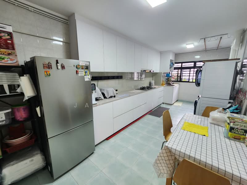 411 Commonwealth Avenue West, 411 Commonwealth Avenue West, 3 Bedrooms, 1,055 sqft, HDB Flat For Sale, by James Sin, 500135871 - Kitchen - PropertyGuru.com.sg