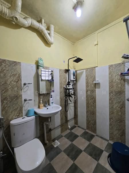 658 Hougang Avenue 8, , 2 Bedrooms, 786 sqft, HDB Flat For Sale, by Abdul Karim Farook, 500135886 - PropertyGuru.com.sg