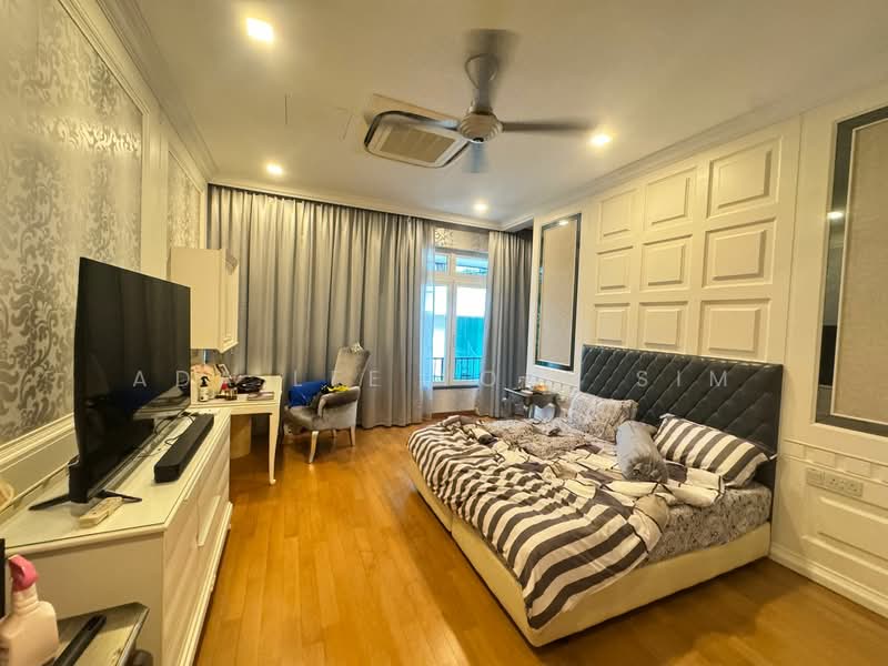 GCB in Bukit Timah, Botanic Gardens, Holland, Gallop Park Road | Holland Road | Farrer Road, 8 Bedrooms, 13,468 sqft, Good Class Bungalow For Sale, by Ada Lee Yoke Sim, 500135887 - Bedroom - PropertyGuru.com.sg