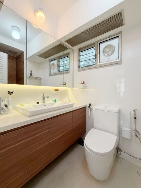 277C Compassvale Link, 277C Compassvale Link, 3 Bedrooms, 969 sqft, HDB Flat For Sale, by Qing Jie Ng, 500135900 - Bathroom - PropertyGuru.com.sg
