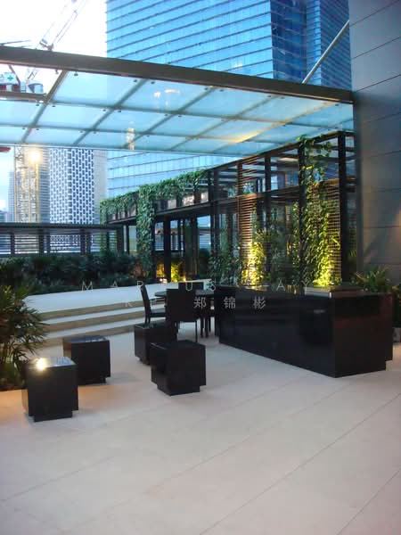 Marina Bay Residences, 18 Marina Boulevard, 2 Bedrooms, 1,066 sqft, Condominium For Rent, by Markus Tay KP 郑锦彬, 500135902 - Exterior - PropertyGuru.com.sg