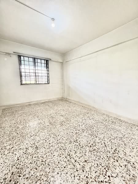 571 Cheng San Court, 571 Ang Mo Kio Avenue 3, 2 Bedrooms, 721 sqft, HDB Flat For Sale, by Jennifer Lee, 500135908 - Common Bedroom - PropertyGuru.com.sg