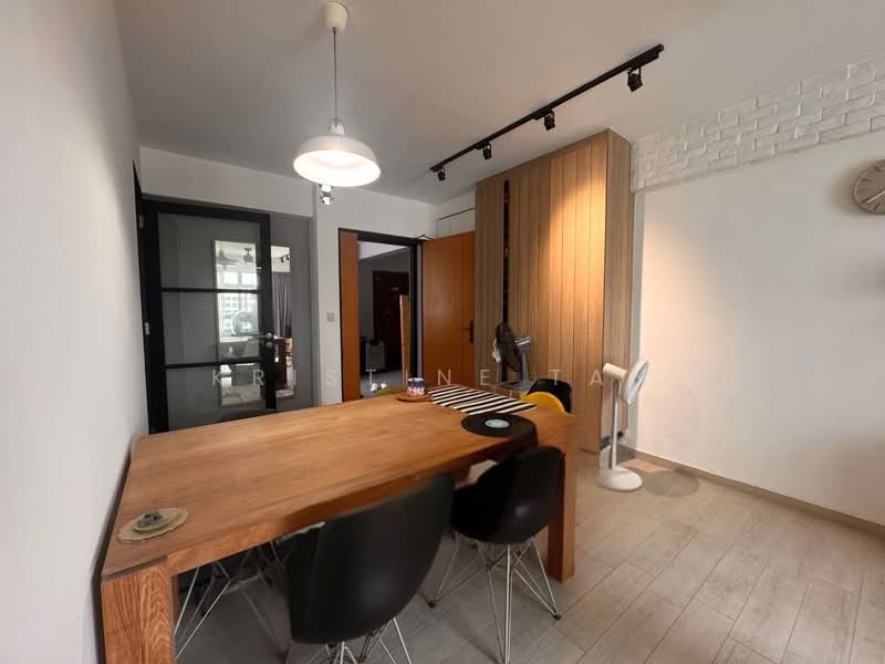 For Sale - 329B Anchorvale Street