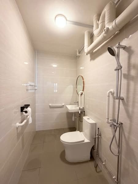 232A Serangoon Avenue 2, 232A Serangoon Avenue 2, 3 Bedrooms, 1,507 sqft, HDB Flat For Sale, by Patrick Chee, 500135910 - Bathroom - PropertyGuru.com.sg