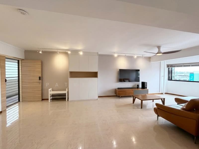 232A Serangoon Avenue 2, 232A Serangoon Avenue 2, 3 Bedrooms, 1,507 sqft, HDB Flat For Sale, by Patrick Chee, 500135910 - Living Room - PropertyGuru.com.sg