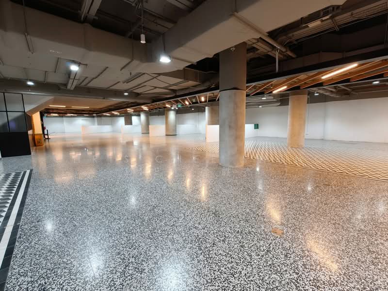 RETAIL / F&B / ENRICHMENT / MEDICAL @ ORCHARD, , 2,000 sqft, Mall Shop For Rent, by Chris Chee Sheng Jie 徐胜杰, 500135917 - Interior - CommercialGuru.com.sg